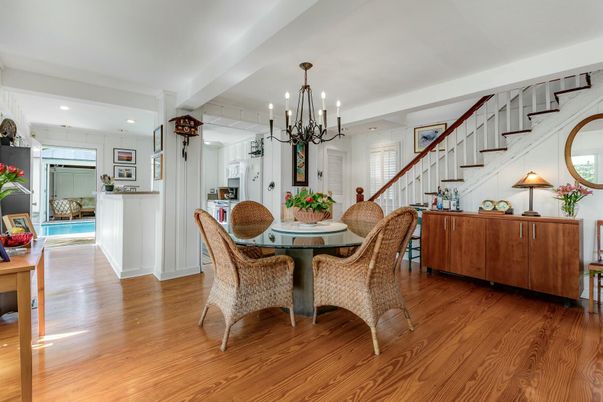 Chandelier, Dining room, Interior, Kitchen, Recessed Lighting, Wood Texture Flooring