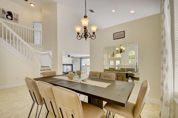 Chandelier, Dining room, Interior, Recessed Lighting