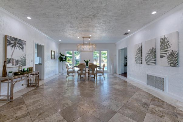 Chandelier, Dining room, Interior, Recessed Lighting