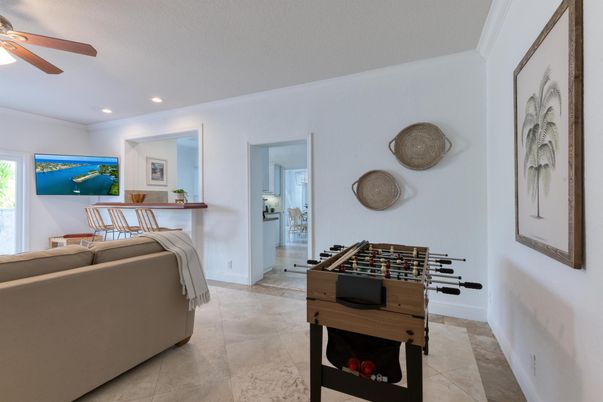 Game Room, Interior, Living room, Recessed Lighting