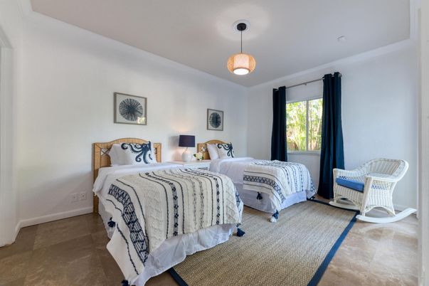 Bedroom, Interior, Pendant Lights