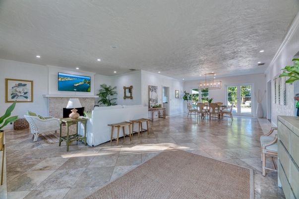 Chandelier, Dining room, Fireplace, Interior, Living room, Pendant Lights, Recessed Lighting