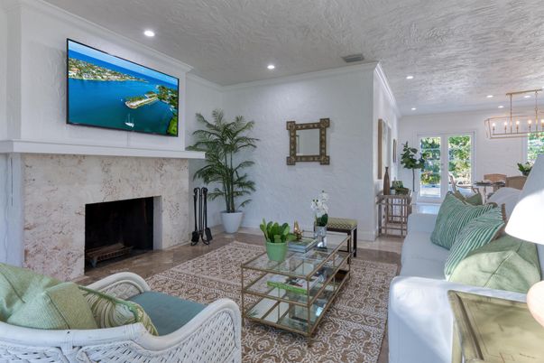 Dining room, Fireplace, Interior, Living room, Pendant Lights, Recessed Lighting