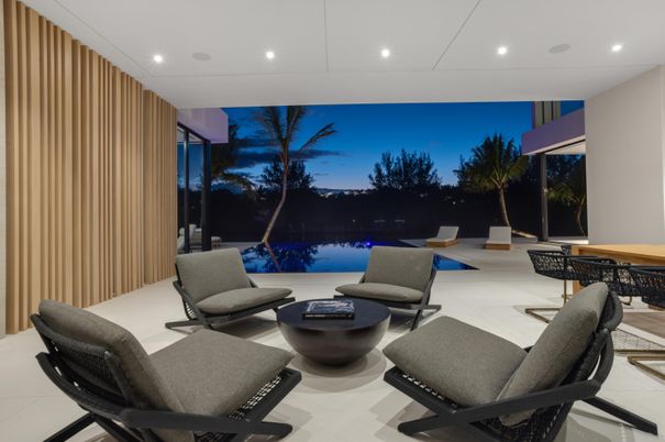 Interior, Pool, Recessed Lighting