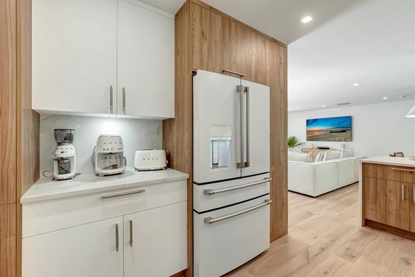 Interior, Kitchen, Living room, Recessed Lighting, Wood Texture Flooring