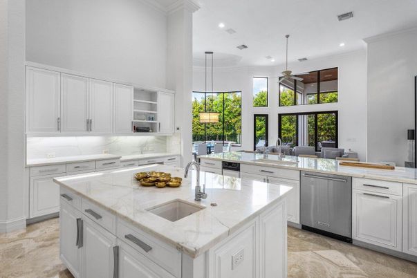 Interior, Kitchen, Pendant Lights, Recessed Lighting, Stainless Steel Appliances
