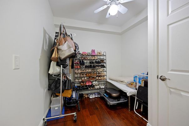 Interior, Walk-in Closets, Wood Texture Flooring