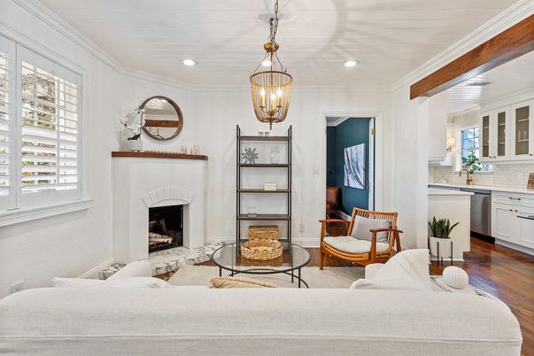Fireplace, Interior, Living room, Pendant Lights, Recessed Lighting, Wood Texture Flooring