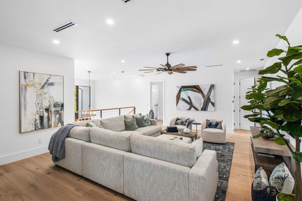 Interior, Living room, Pendant Lights, Recessed Lighting, Wood Texture Flooring