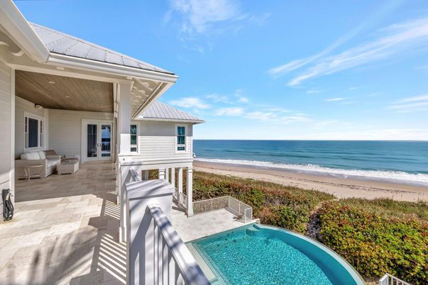 Exterior, Pool, Water