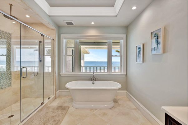 Bathroom, Free Standing Baths, Glass Shower, Interior, Recessed Lighting, Water