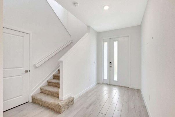 Interior, Recessed Lighting, Wood Texture Flooring