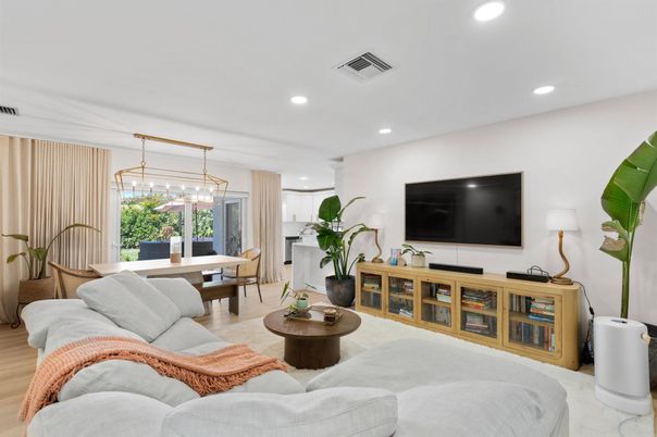 Dining room, Interior, Living room, Pendant Lights, Recessed Lighting, Wood Texture Flooring