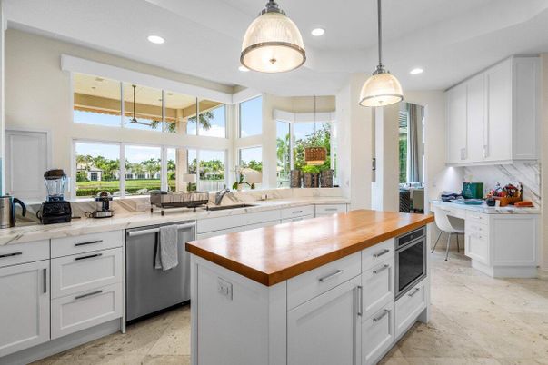 Interior, Kitchen, Pendant Lights, Recessed Lighting, Stainless Steel Appliances