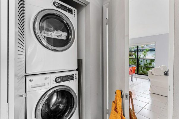 Interior, Utility Closets, Washer