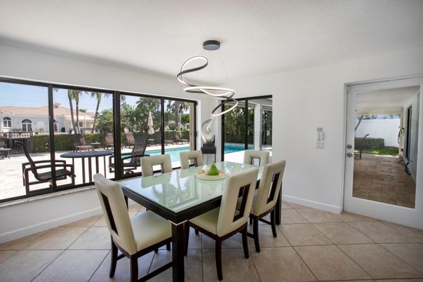 Dining room, Interior, Pendant Lights