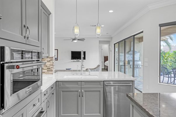 Interior, Kitchen, Pendant Lights, Recessed Lighting, Stainless Steel Appliances