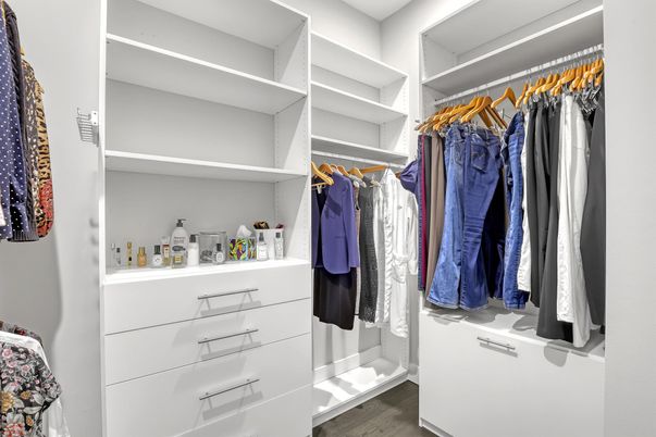Interior, Walk-in Closets, Wood Texture Flooring
