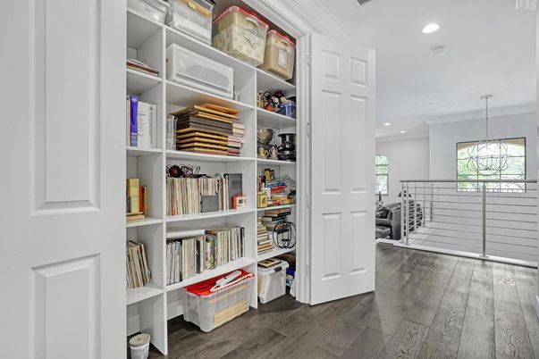 Interior, Pendant Lights, Recessed Lighting, Wood Texture Flooring
