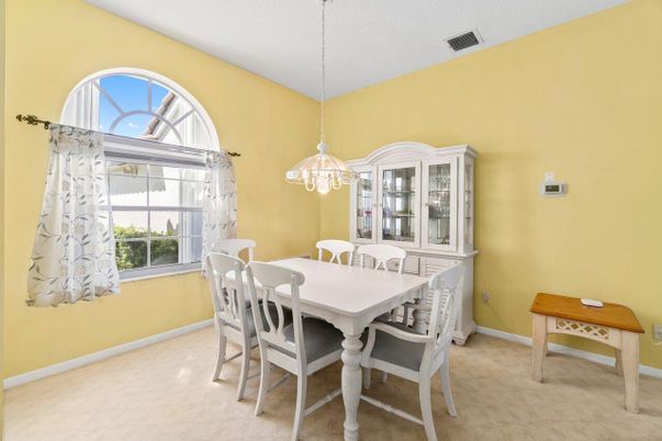 Dining room, Interior, Pendant Lights