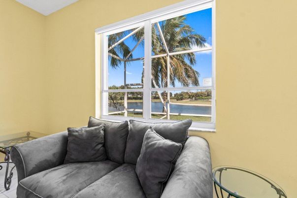 Interior, Living room, Water