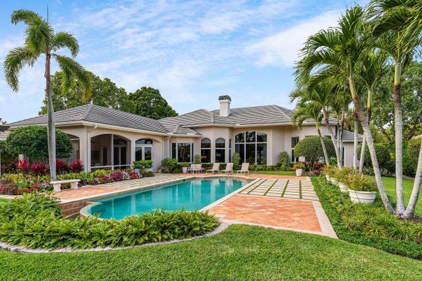 Backyard, Exterior, Facade, Pool, Mediterranean