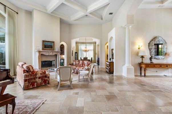 Chandelier, Fireplace, Interior, Living room, Pendant Lights, Recessed Lighting
