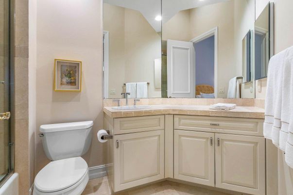 Bathroom, Interior, Recessed Lighting, Tile Countertops