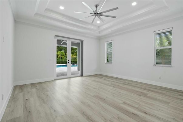 Empty room, Interior, Recessed Lighting, Wood Texture Flooring