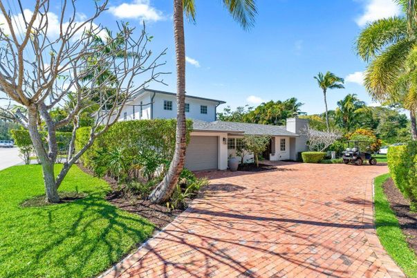 Attached, Backyard, Exterior, Facade, Ranch