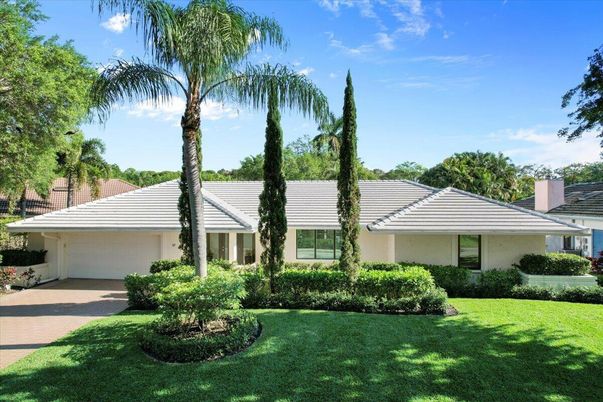 Attached, Backyard, Exterior, Facade, Ranch