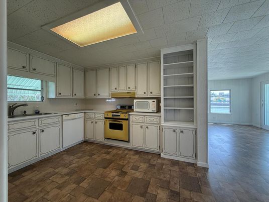 Interior, Kitchen, Wood Texture Flooring