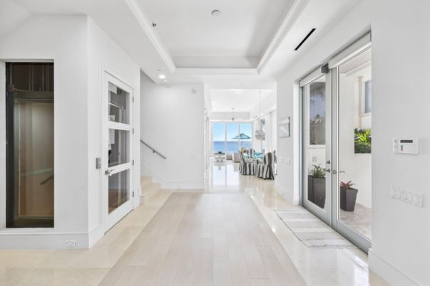Interior, Pendant Lights, Recessed Lighting, Water, Wood Texture Flooring