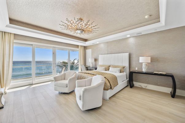 Bedroom, Interior, Recessed Lighting, Water, Wood Texture Flooring