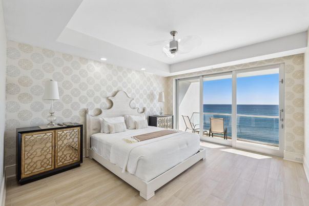 Bedroom, Interior, Recessed Lighting, Water, Wood Texture Flooring