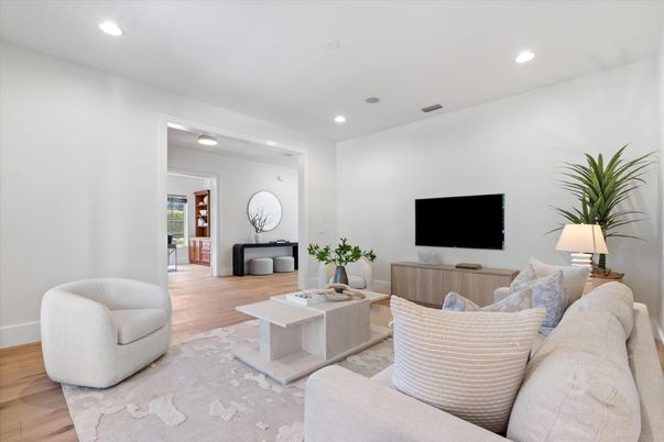 Interior, Living room, Recessed Lighting, Wood Texture Flooring