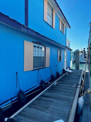 Exterior, Water