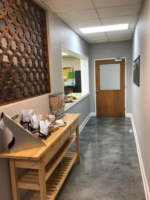Home Office, Interior