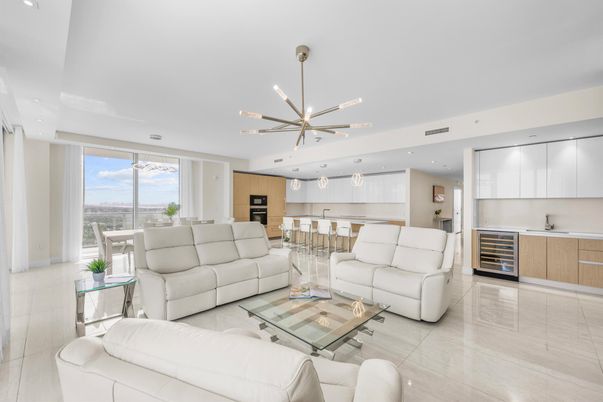 Dining room, Interior, Kitchen, Living room, Pendant Lights, Recessed Lighting