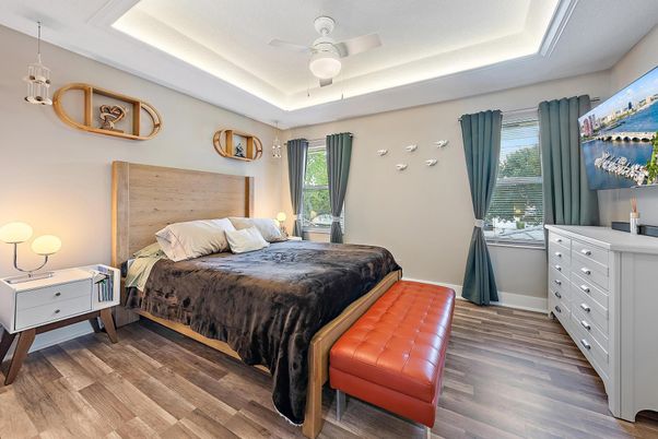 Bedroom, Interior, Pendant Lights, Wood Texture Flooring