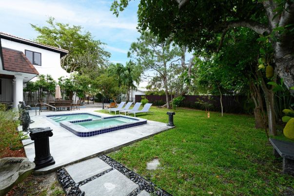 Backyard, Exterior, Pool