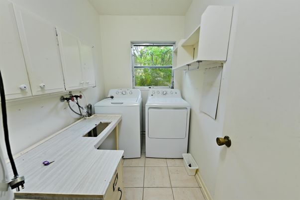 Interior, Washer
