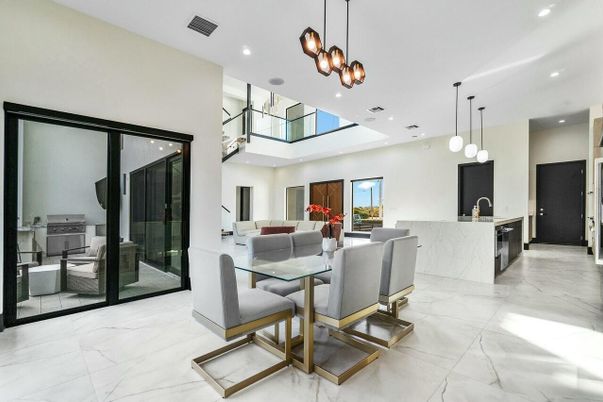 Dining room, Interior, Kitchen, Marble, Pendant Lights, Recessed Lighting