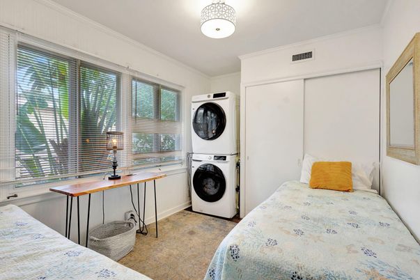 Bedroom, Interior, Utility Closets, Washer