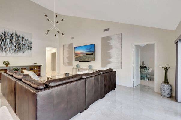 Interior, Living room, Pendant Lights
