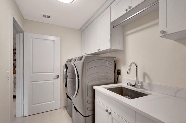 Interior, Washer