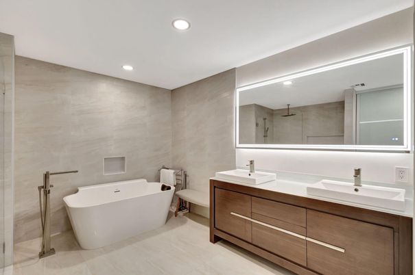 Bathroom, Dual Sink Vanities, Free Standing Baths, Interior, Recessed Lighting