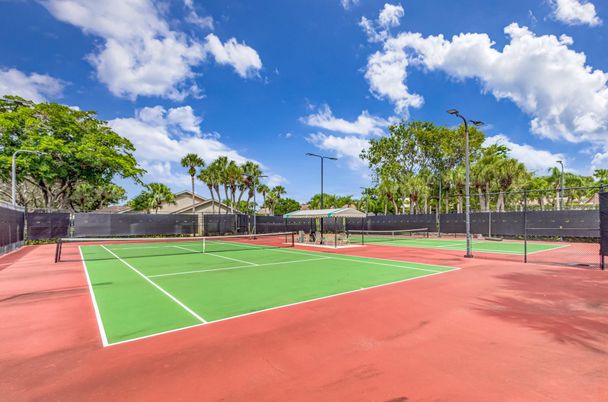 Exterior, Tennis Courts