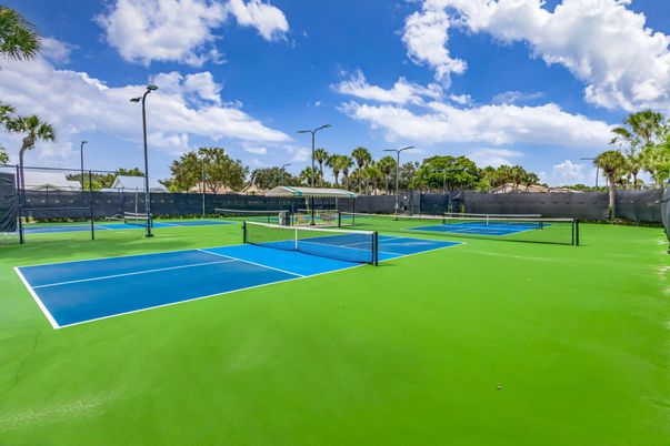 Exterior, Tennis Courts