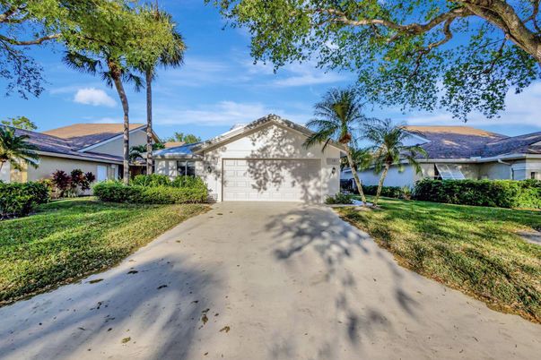 Backyard, Detached Garage, Exterior